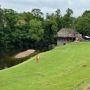 https://the-sanctuary-holiday-home-escape-the-ordinary.yorkshirehotels.net