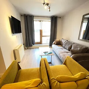 https://greeg-court-1.dublin-hotelsweb.com